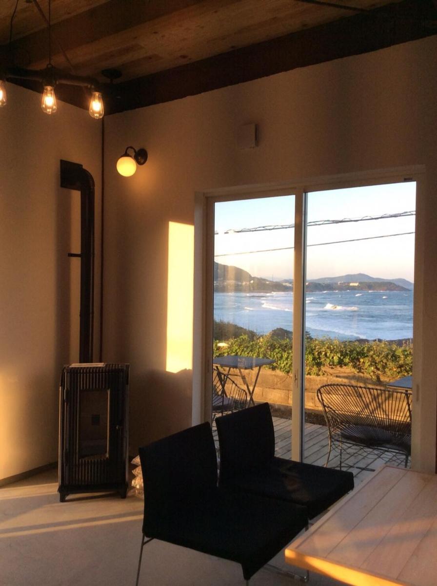 Guesthouse ＆ Beach Cafe Fuego Hyuga Экстерьер фото