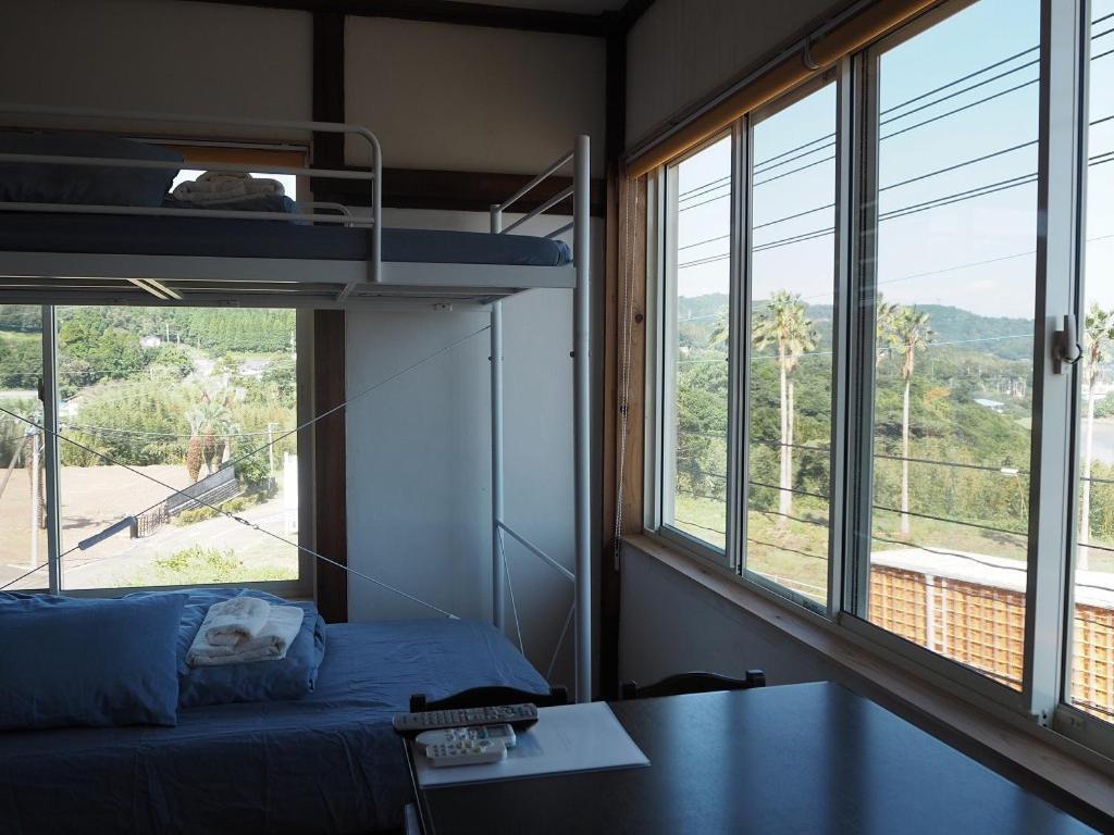 Guesthouse ＆ Beach Cafe Fuego Hyuga Экстерьер фото